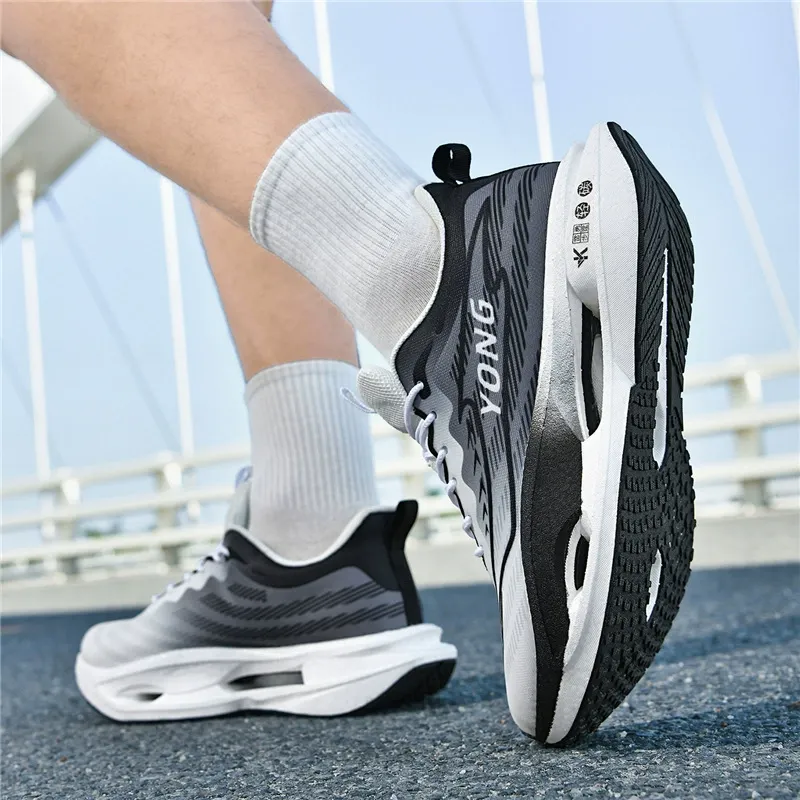 Běžecké tenisky VelocityX AeroFlow YONG - fotka 2