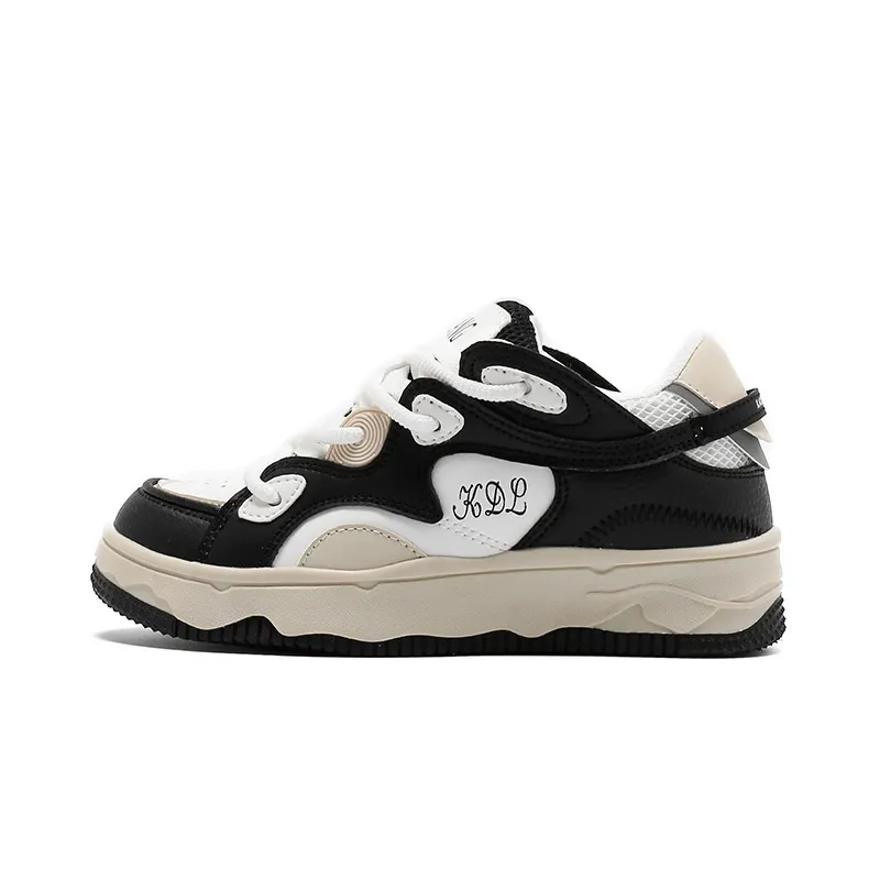 Dámské moderní nízké tenisky Fashion Cloud Flex s platformovou podešví, šněrováním a městským streetwear designem
